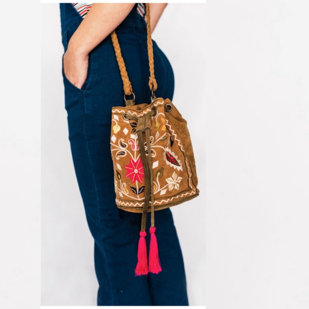 America & Beyond Embroidered Boho Bucket Bag - Picture 2 of 3